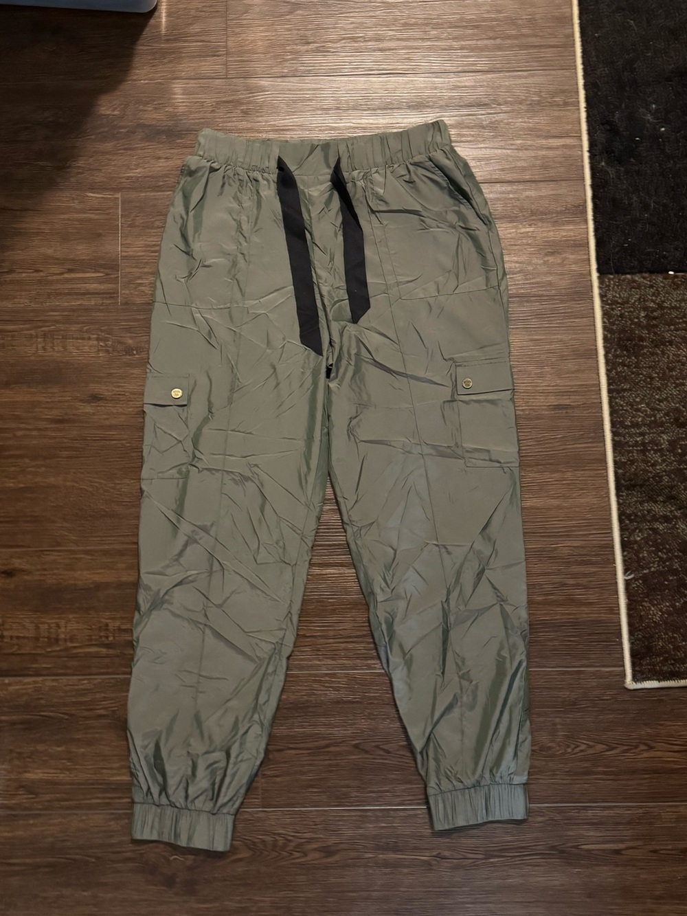 Women’s Olive Green Cargo Jogger Pants - Victorias Sport